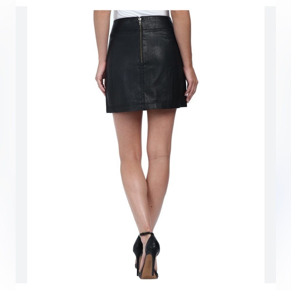 Free People size 6  Black Eleni Vegan Leather Mini Skirt